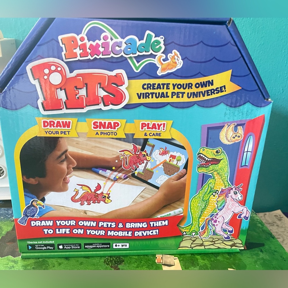 Pixicade Pets Toy  (Create your own virtual pet universe); New with Box